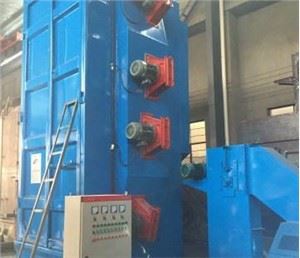 Double Station Rotary Table Shot Blasting Machine + Manipulator Unloading